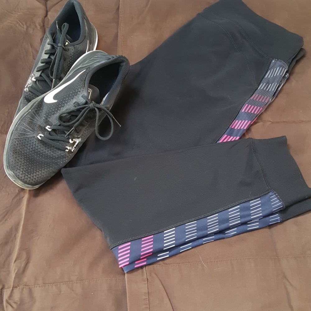 Xerion leggings with cuff and side leg detail